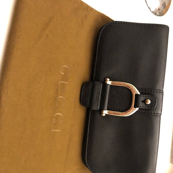 Gucci clutch - Picture 1 of 4
